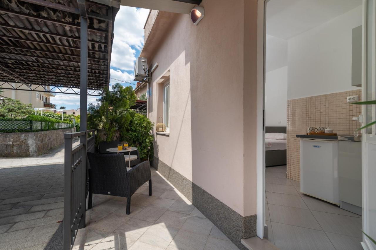 Apartments Orlic Трогир Экстерьер фото